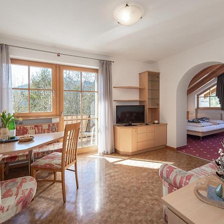 Trinnerhof- Hof Chalets Und Obsthof Mit Zimmer Natz-Schabs Esterno foto