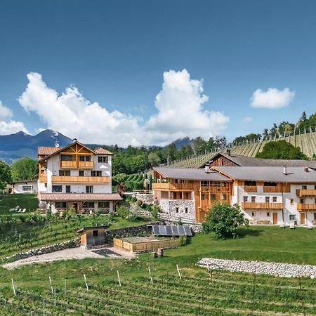 Trinnerhof- Hof Chalets Und Obsthof Mit Zimmer Natz-Schabs Esterno foto