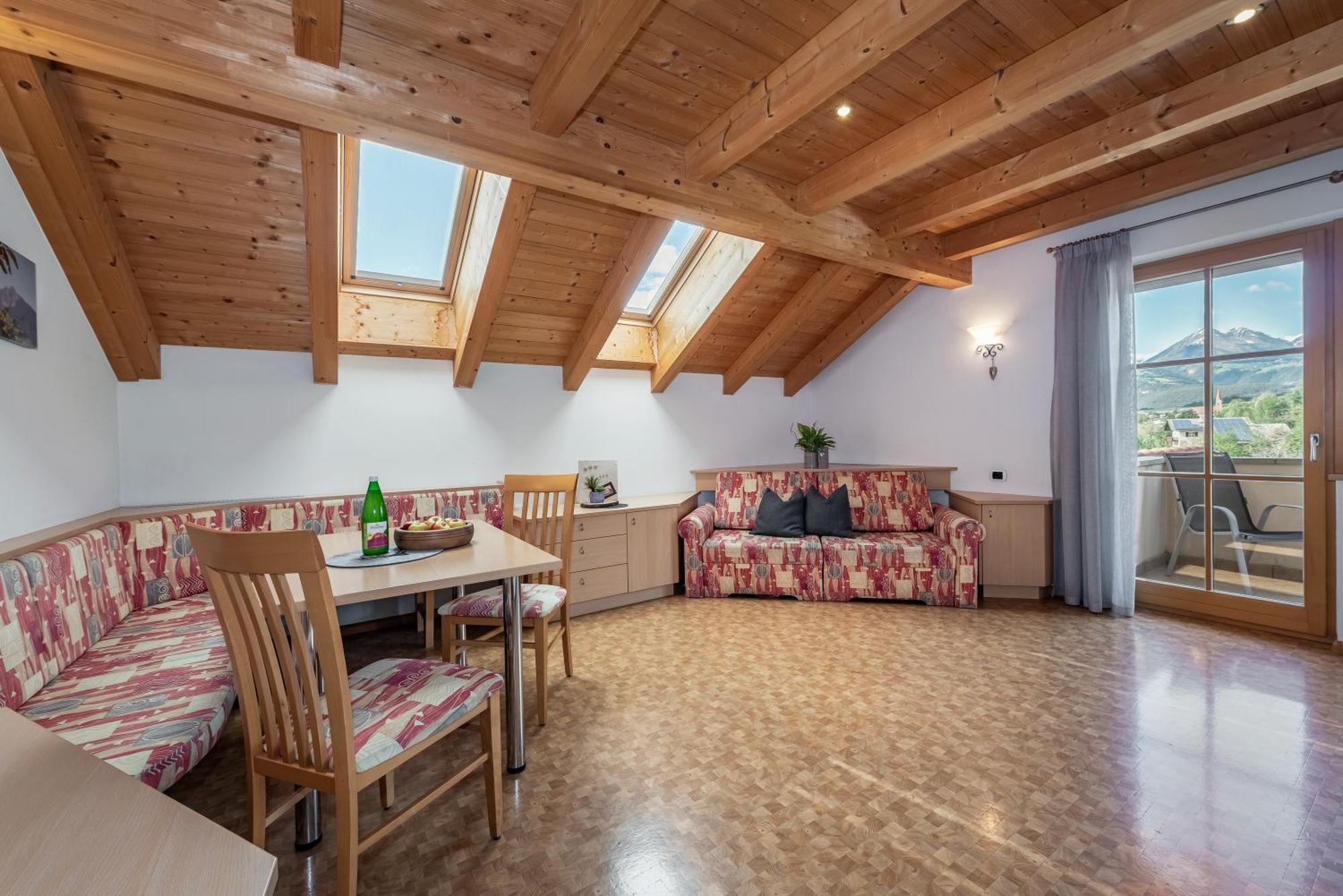 Trinnerhof- Hof Chalets Und Obsthof Mit Zimmer Natz-Schabs Esterno foto