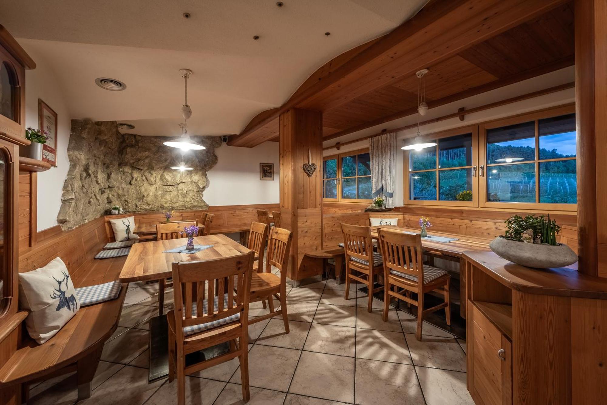 Trinnerhof- Hof Chalets Und Obsthof Mit Zimmer Natz-Schabs Esterno foto