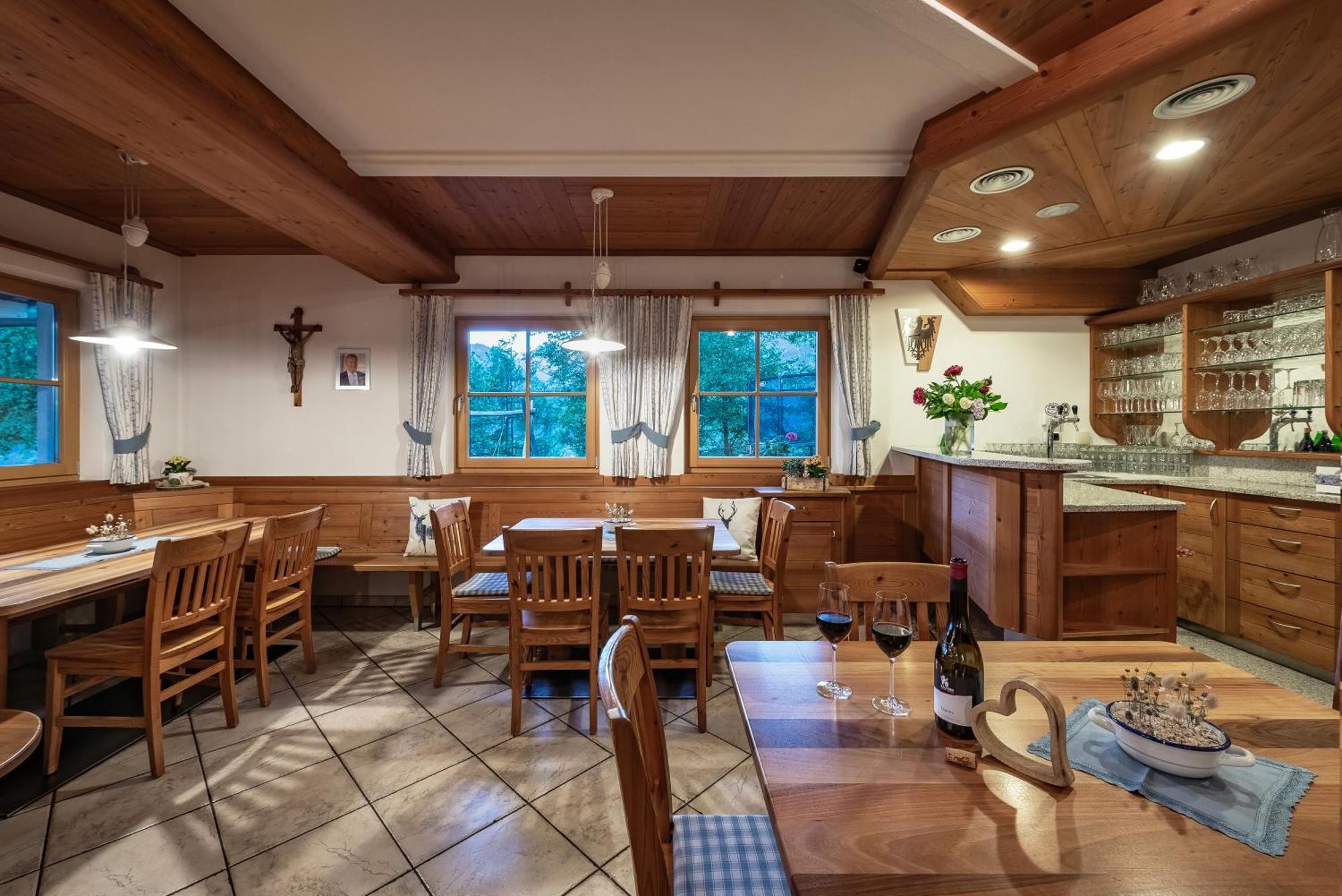 Trinnerhof- Hof Chalets Und Obsthof Mit Zimmer Natz-Schabs Esterno foto