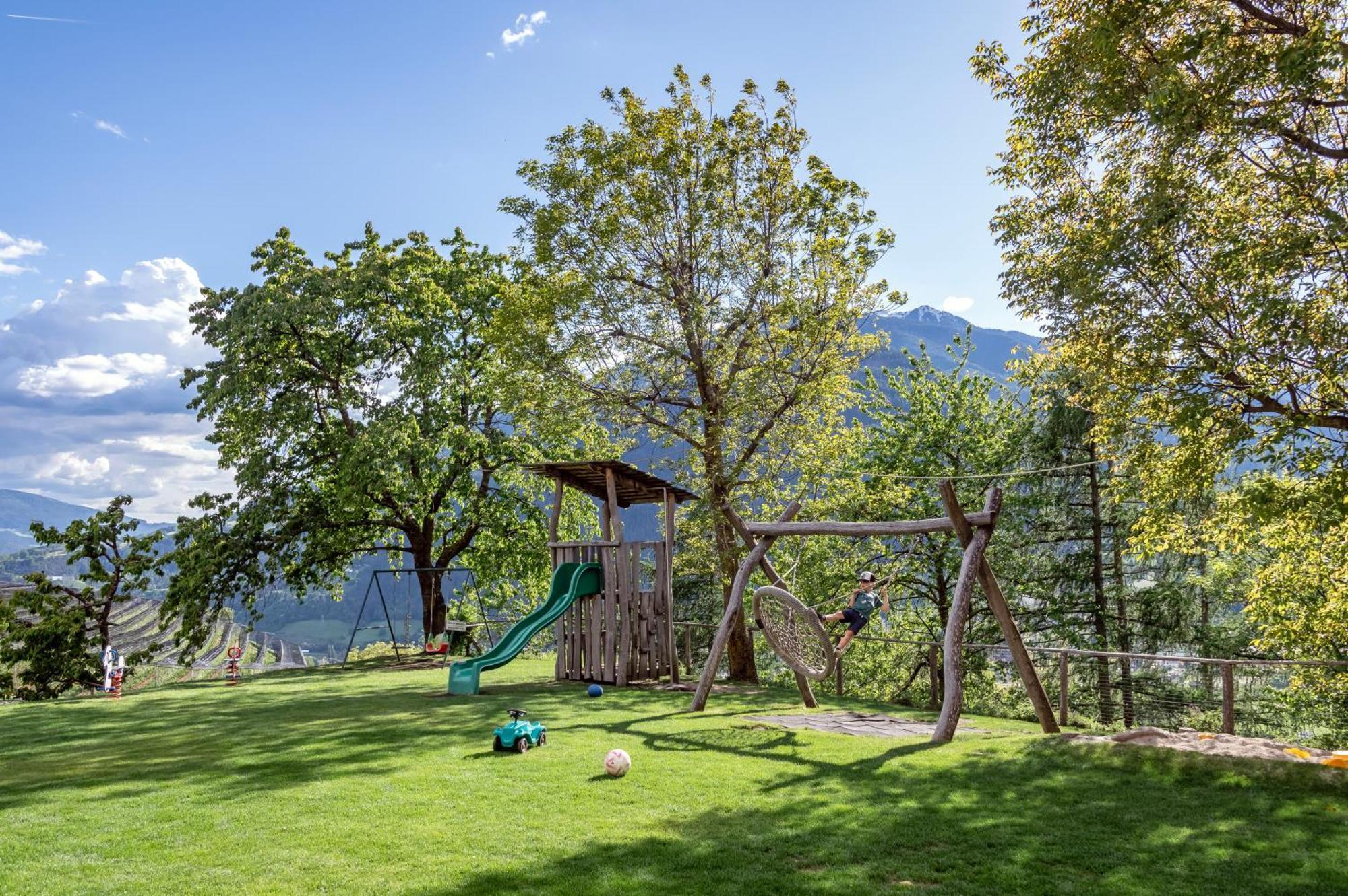 Trinnerhof- Hof Chalets Und Obsthof Mit Zimmer Natz-Schabs Esterno foto
