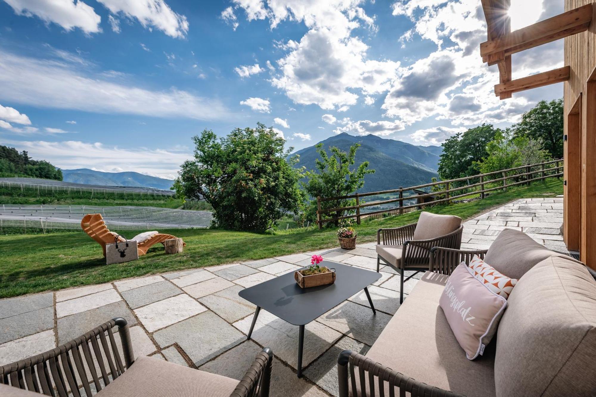 Trinnerhof- Hof Chalets Und Obsthof Mit Zimmer Natz-Schabs Esterno foto