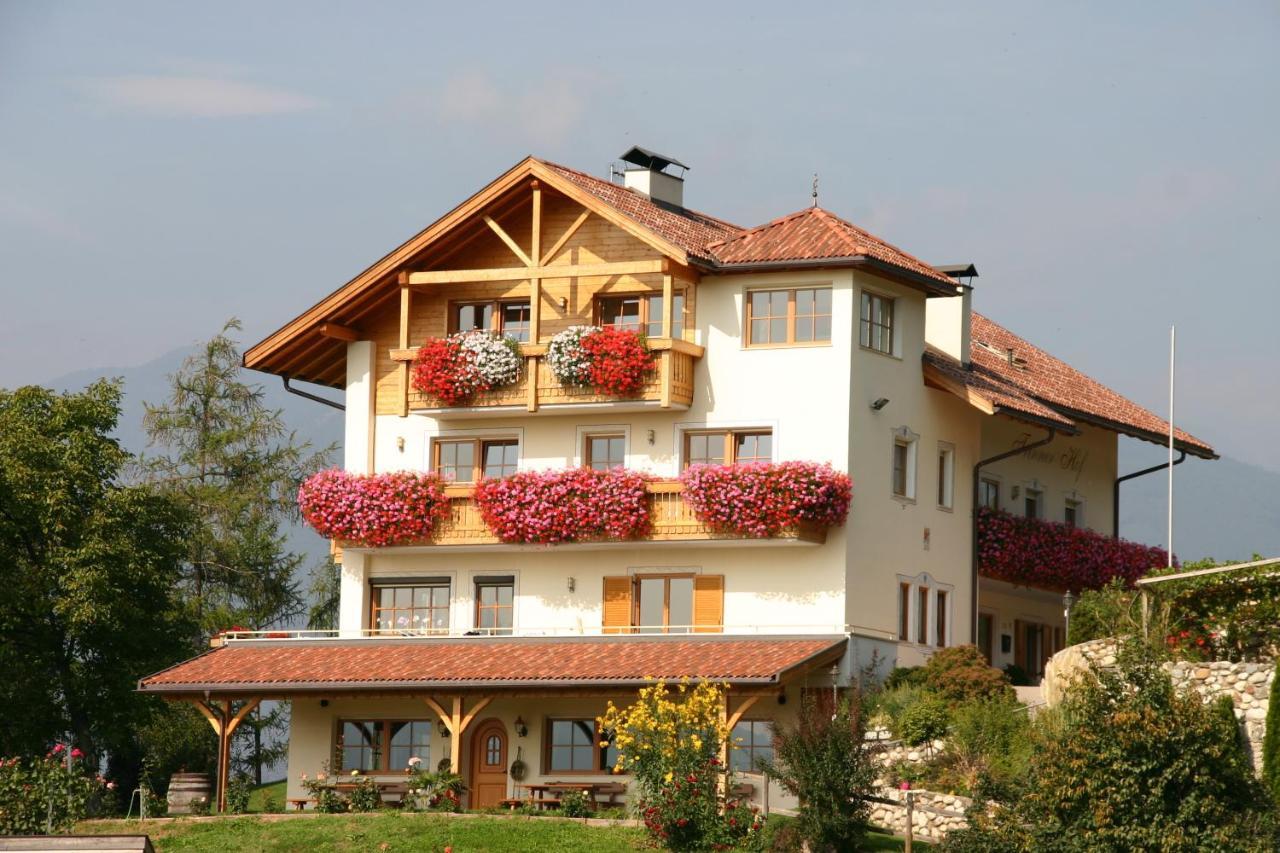 Trinnerhof- Hof Chalets Und Obsthof Mit Zimmer Natz-Schabs Esterno foto